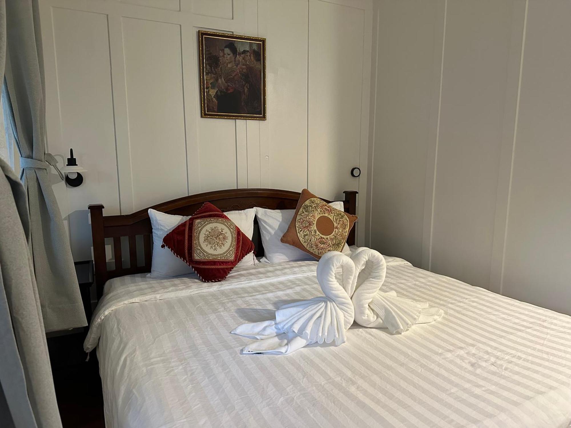 Baan Debtida Hotel Банкок Екстериор снимка
